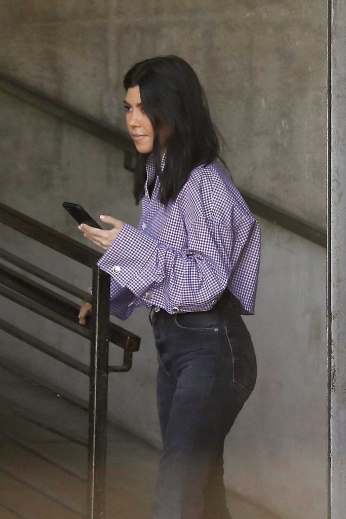 Kourtney Kardashian Arrives at Milk Studios in Los Angeles-5