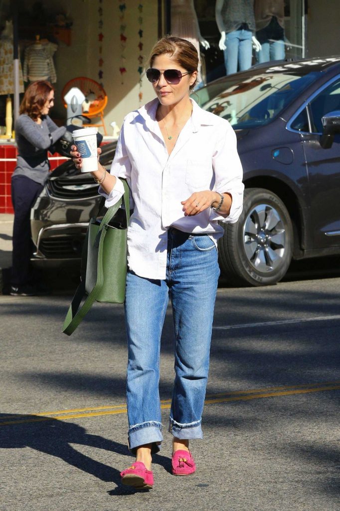 Selma Blair Makes a Coffee Pit Stop at Alfred's in Studio City-1