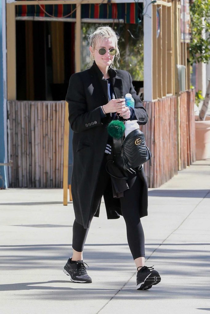 ashlee-simpson-hits-the-gym-in-beverly-hills-1