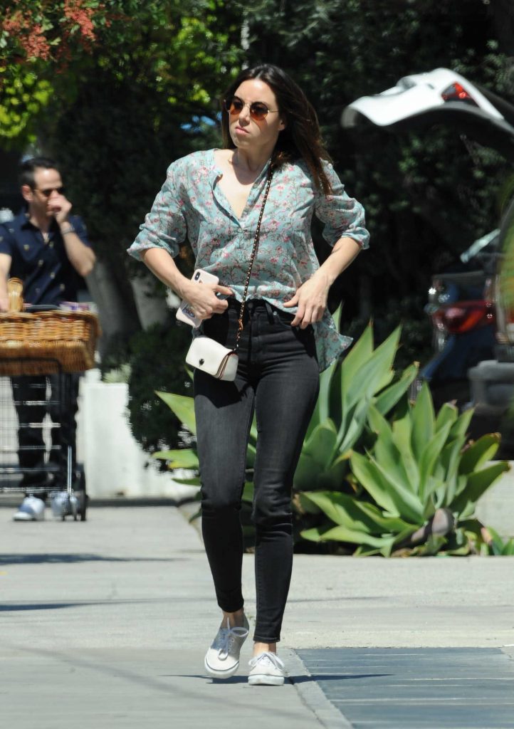 Aubrey Plaza Was Seen Out in West Hollywood-5