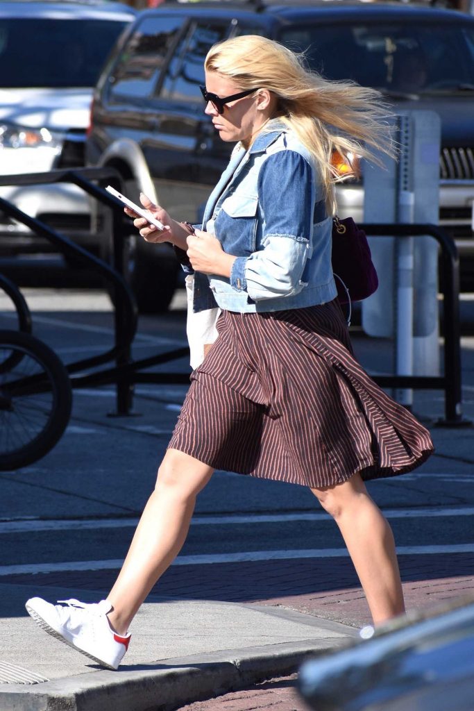 Busy Philipps Out Shopping in Los Angeles-5