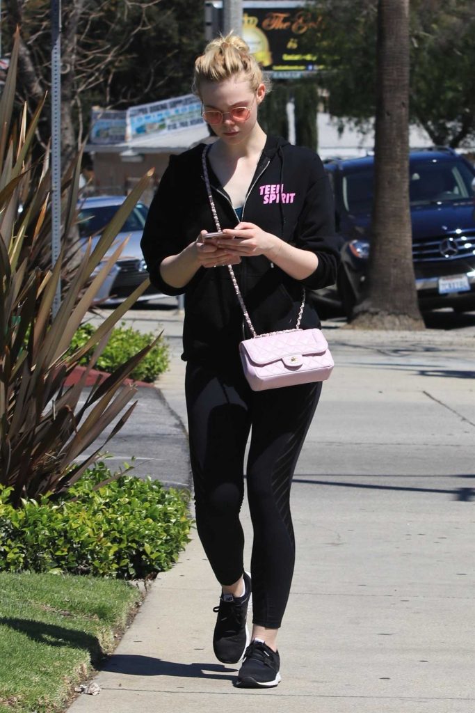 Elle Fanning Hits the Gym in West Hollywood-3