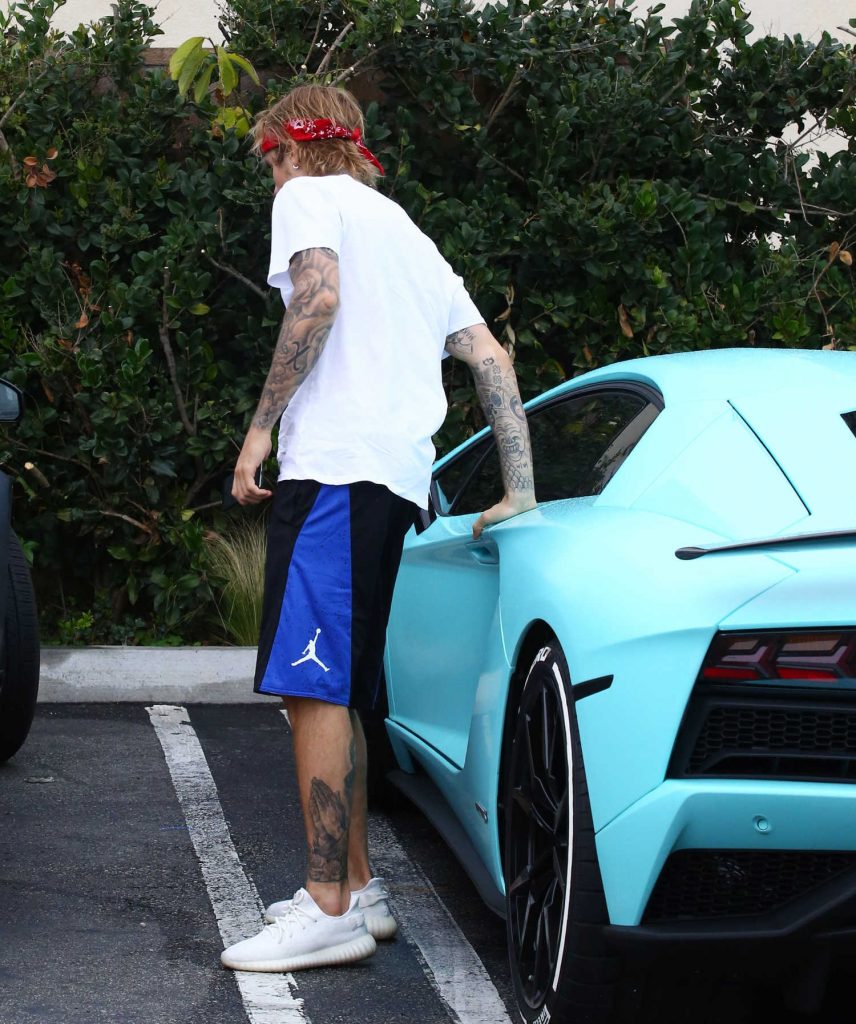 Justin Bieber Was Spotted Out in Los Angeles-5