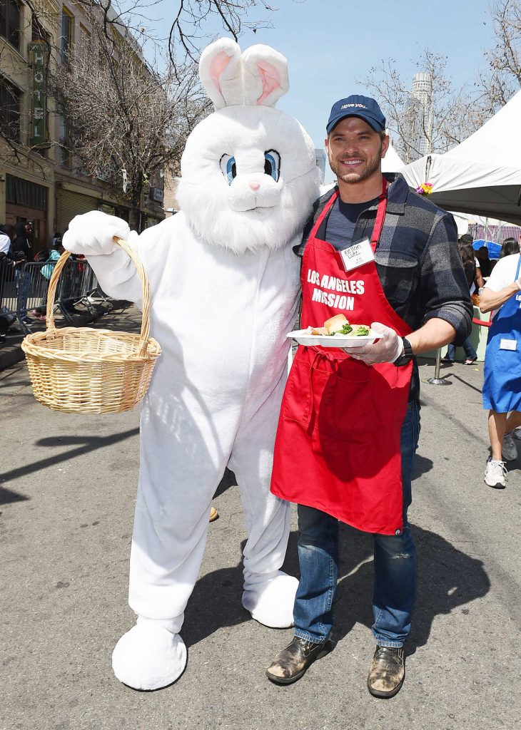 Kellan Lutz at Los Angeles Mission Easter Charity Event in Los Angeles-1