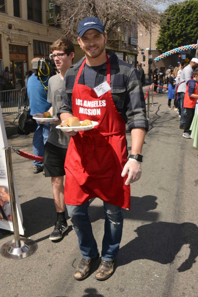 Kellan Lutz at Los Angeles Mission Easter Charity Event in Los Angeles-2