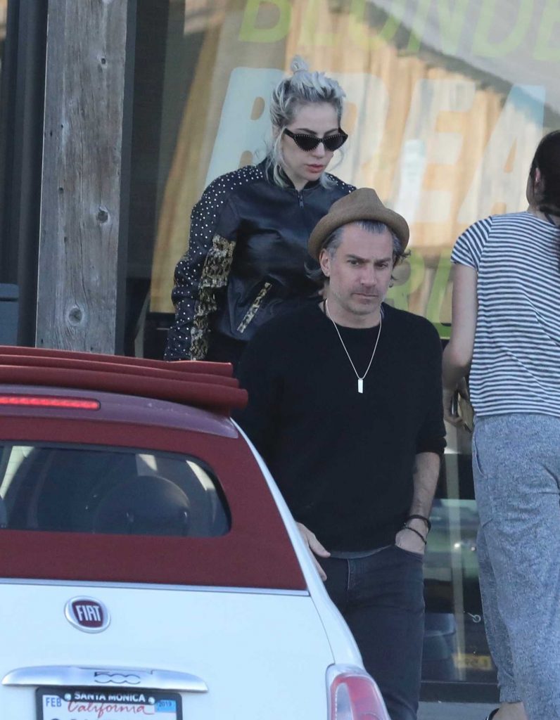 Lady Gaga Was Spotted with fiancé Christian Carino in Los Angeles-2