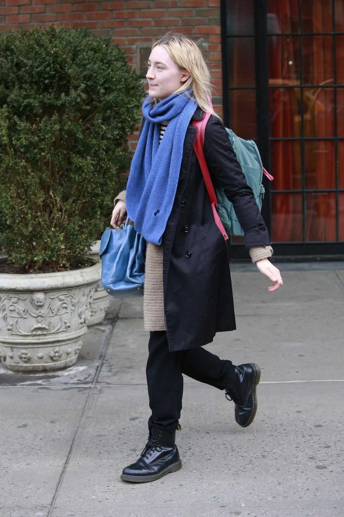 Saoirse Ronan Checks Out of the Bowery Hotel in New York City-4