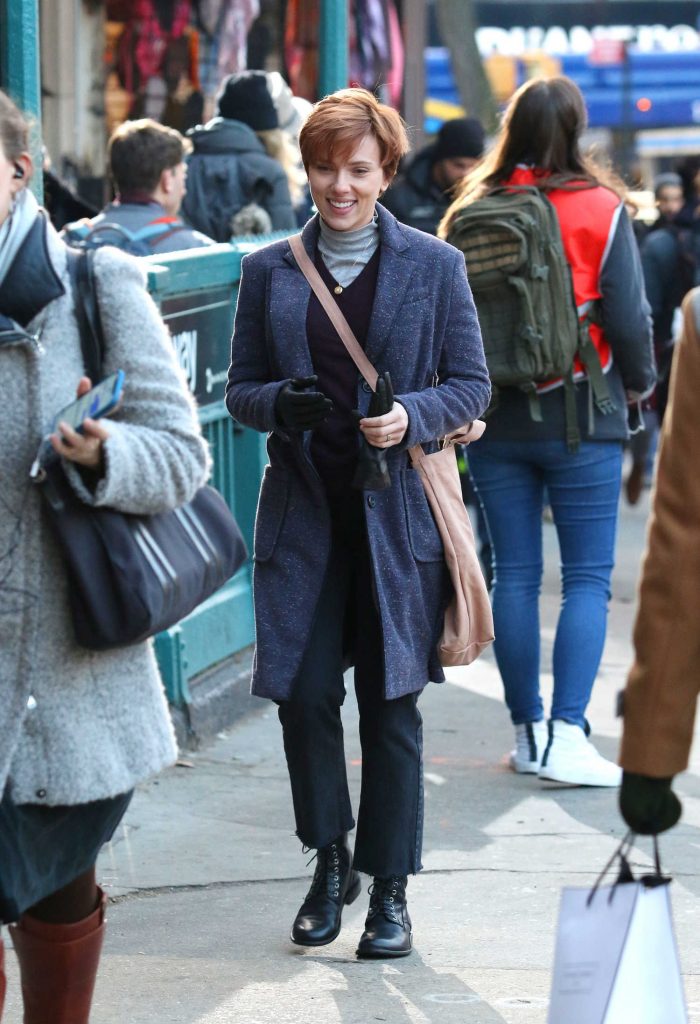Scarlett Johansson Exits a Brooklyn Train Station while Filming Untitled Film Project in NYC-2
