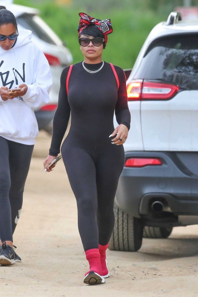 Blac Chyna Hike With Her Friends at Runyon Canyon in Los Angeles-1