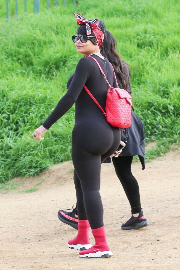 Blac Chyna Hike With Her Friends at Runyon Canyon in Los Angeles-4