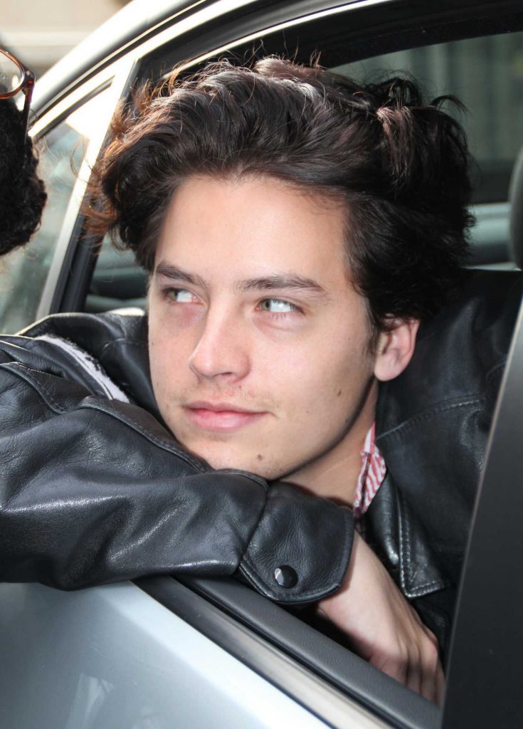 Cole Sprouse Leaves Her Hotel in Paris-2