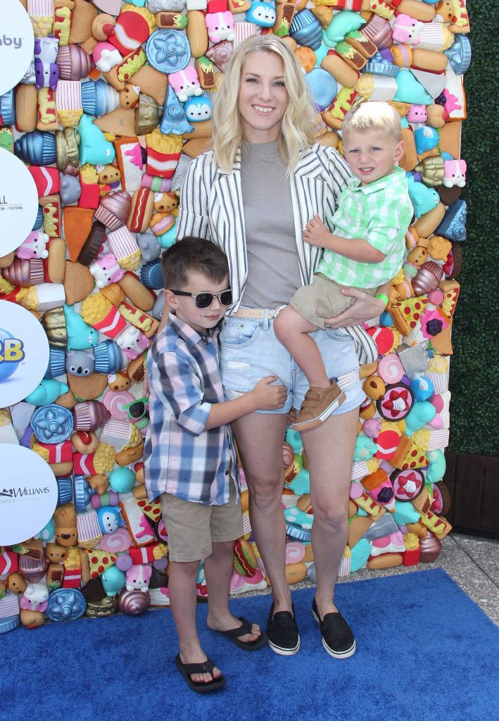 Heather Morris at Zimmer Children's Museum's 3th Annual WE ALL PLAY FUNdraiser in Santa Monica-3