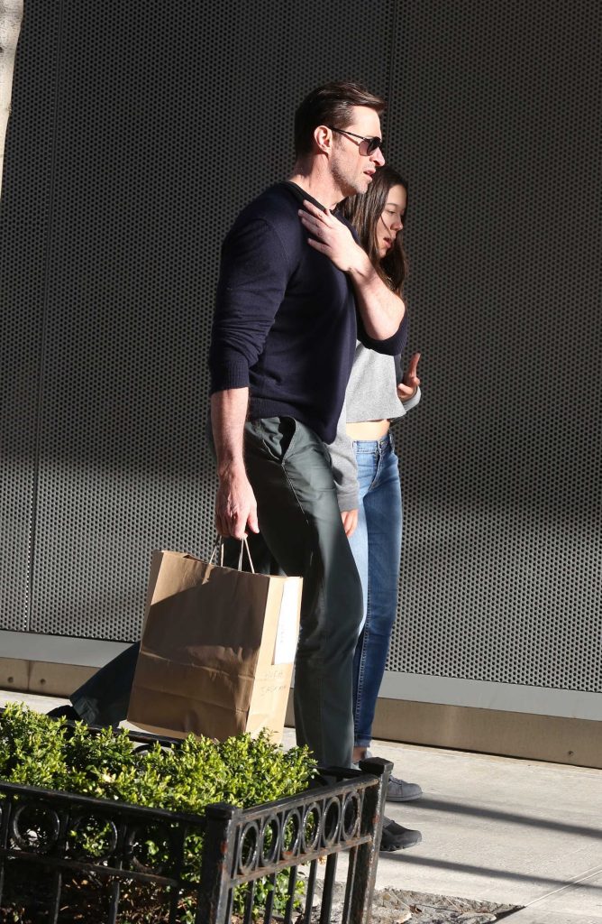 Hugh Jackman Out Shopping with His Daughter Ava in the West Village in New York City-2