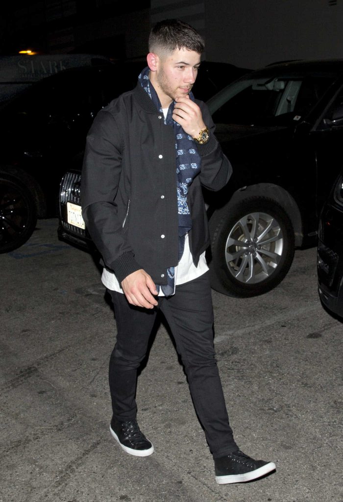 Nick Jonas Leaves Craigs Restaurant in West Hollywood-3