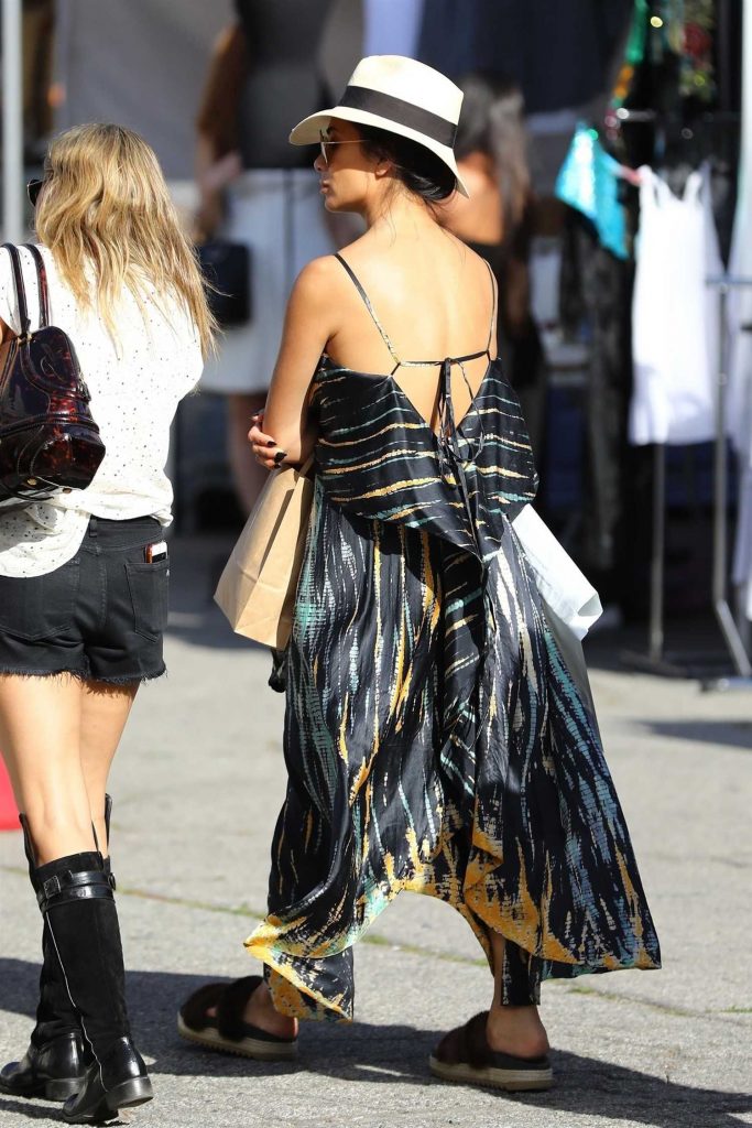 Nicole Scherzinger Stops by Melrose Trading Post in West Hollywood-4
