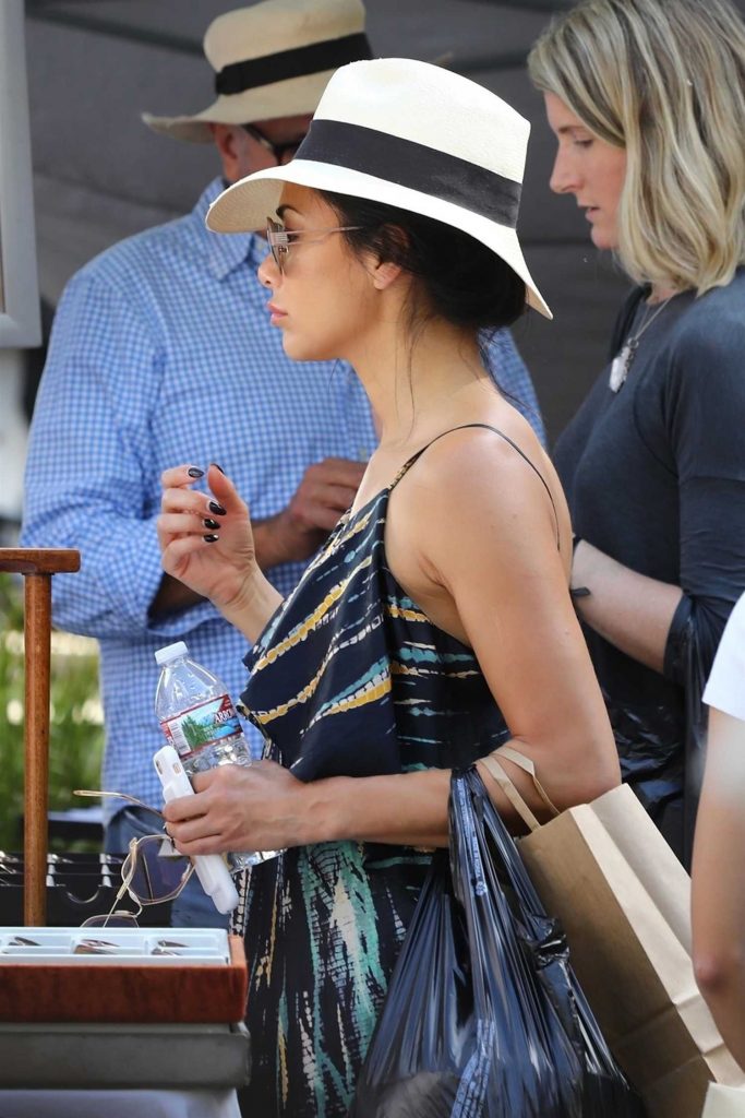 Nicole Scherzinger Stops by Melrose Trading Post in West Hollywood-5