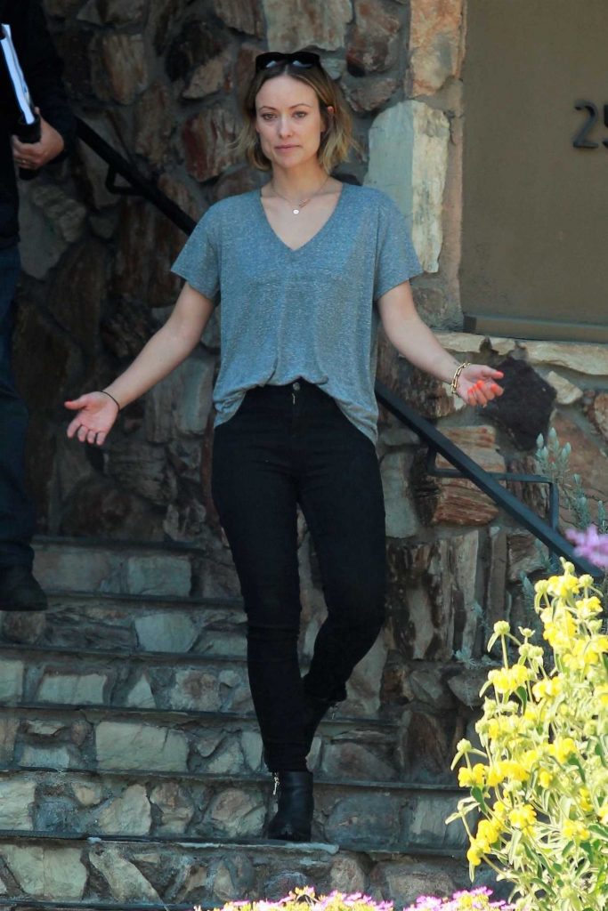 Olivia Wilde Leaves a Friends House in Los Angeles-1