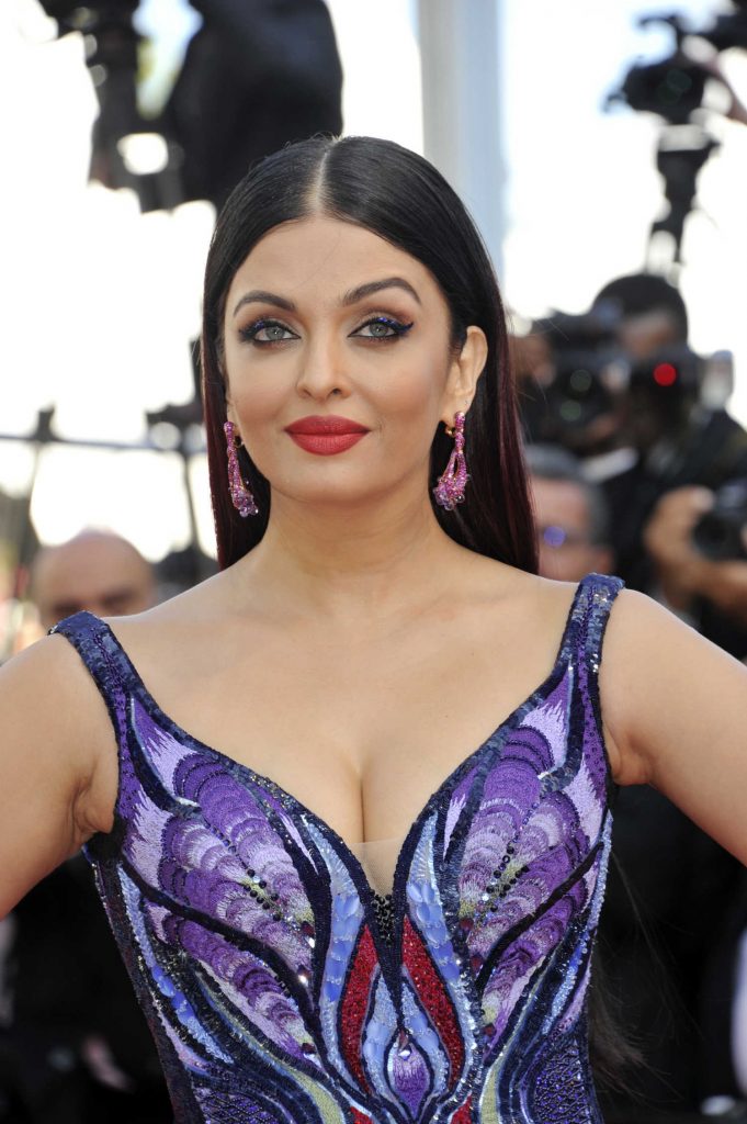 Aishwarya Rai at the Girls of the Sun Premiere During the 71st Cannes Film Festival in Cannes-5
