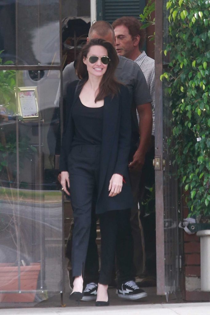 Angelina Jolie Was Seen Out in Beverly Hills-2