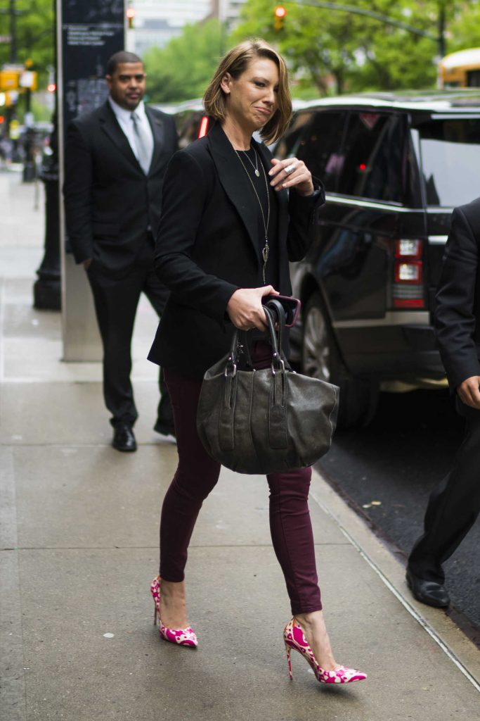 Anna Torv Leaves Her Hotel in New York City-4