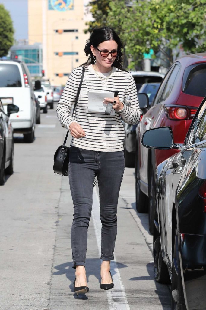 Courteney Cox Out Shopping in West Hollywood-3