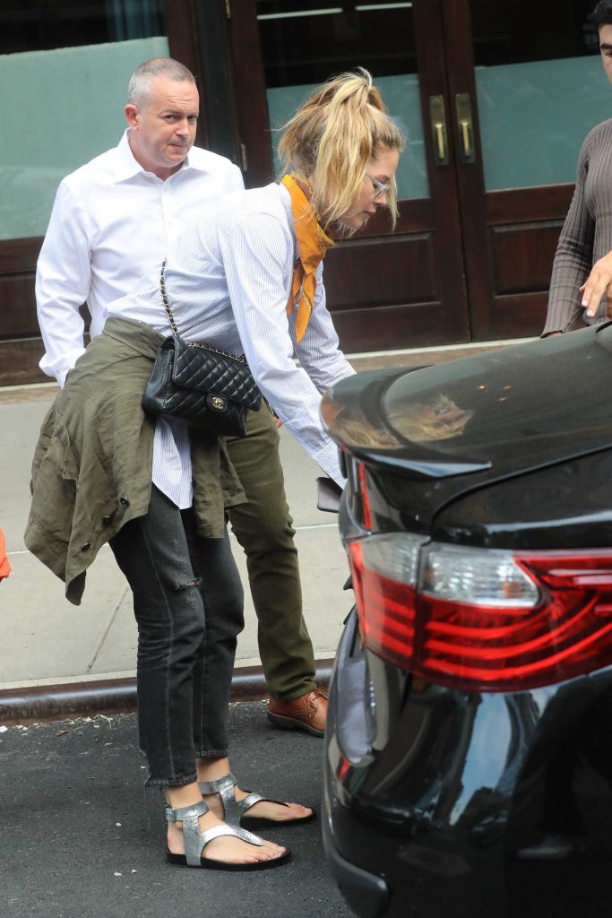 Doutzen Kroes Was Seen Out in New York City-3
