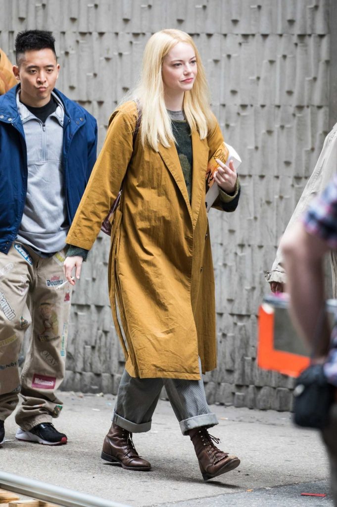 Emma Stone on the Set of Maniac on Park Avenue in New York-2