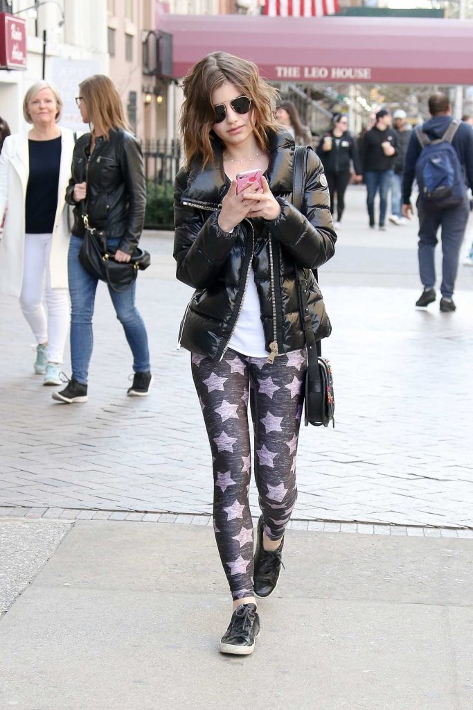 Sami Gayle Chatting on Her Phone Out in New York City-2
