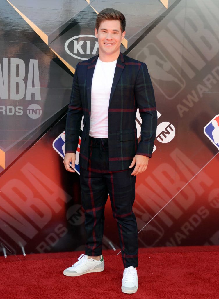 Adam DeVine at 2018 NBA Awards at Barkar Hangar in Santa Monica-1