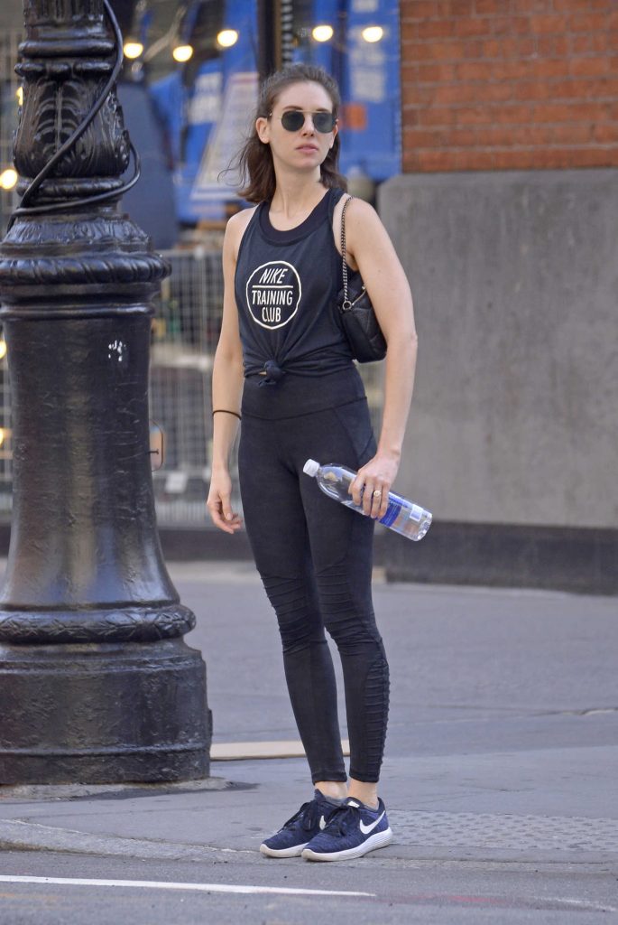 Alison Brie Heads to a Workout Session in SoHo, New York City-1