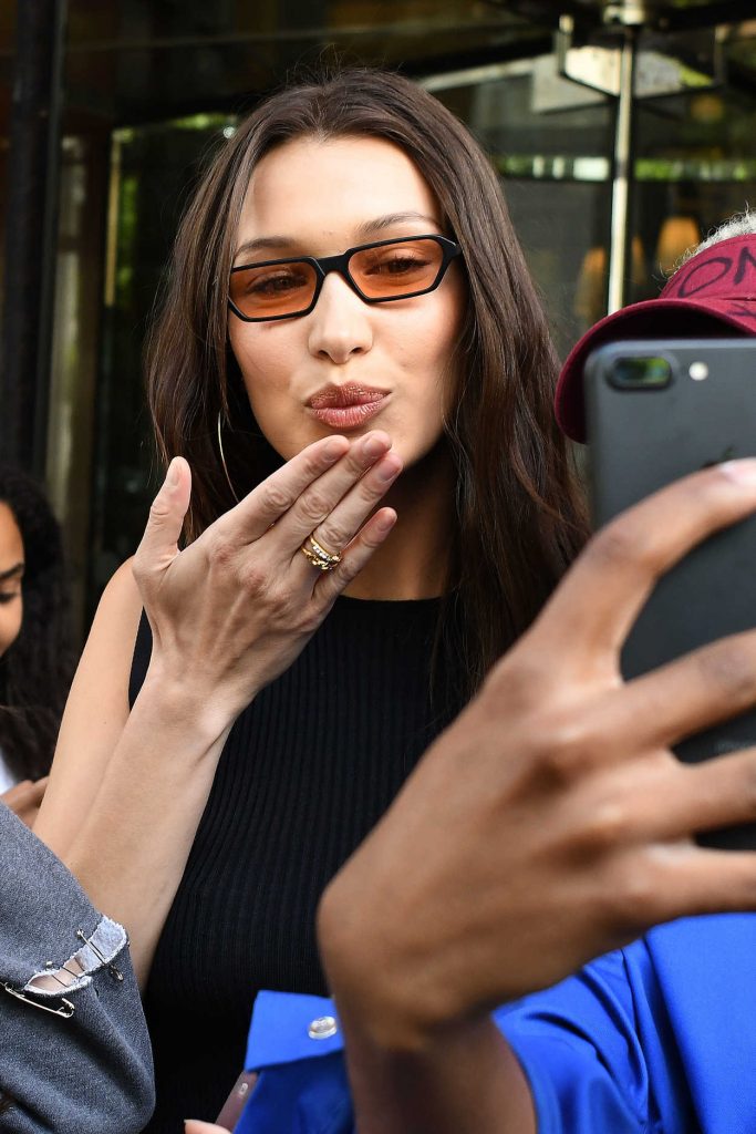 Bella Hadid Meets the Fans Out in Paris-5