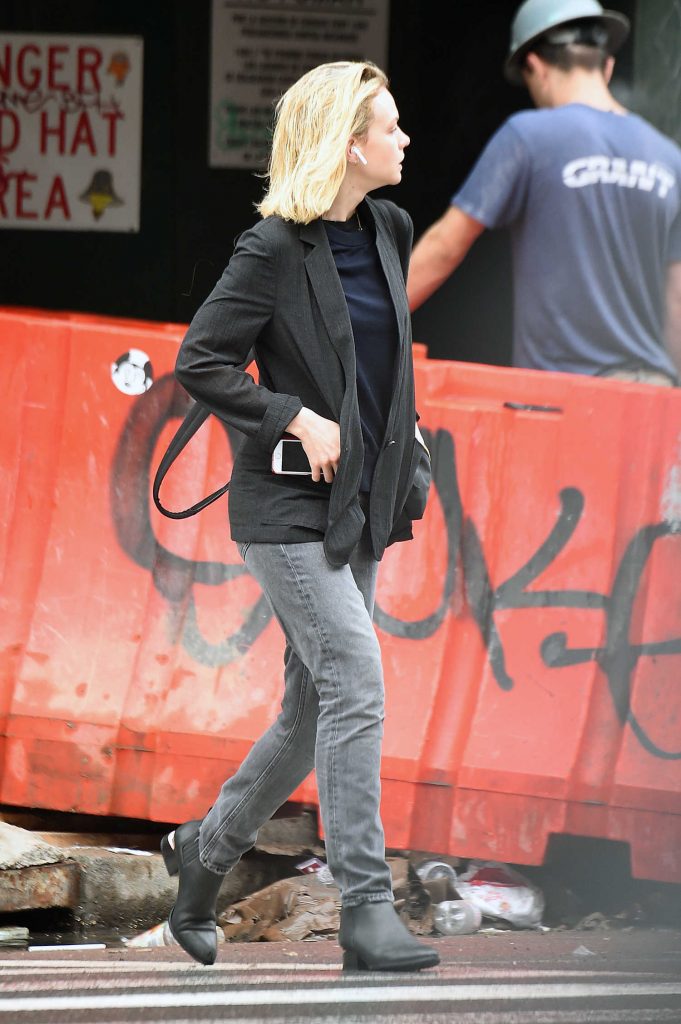 Carey Mulligan Was Seen Out in New York City-5