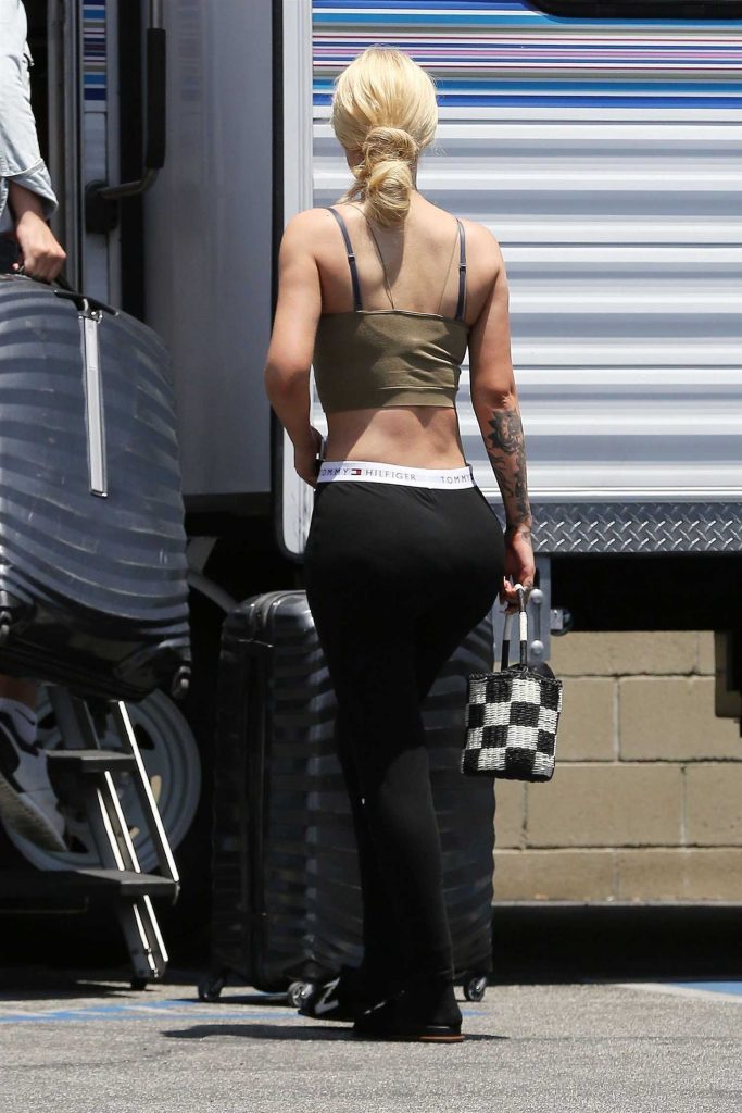 Iggy Azalea Arrives on the Set of Her Upcoming Music Video in Los Angeles-4
