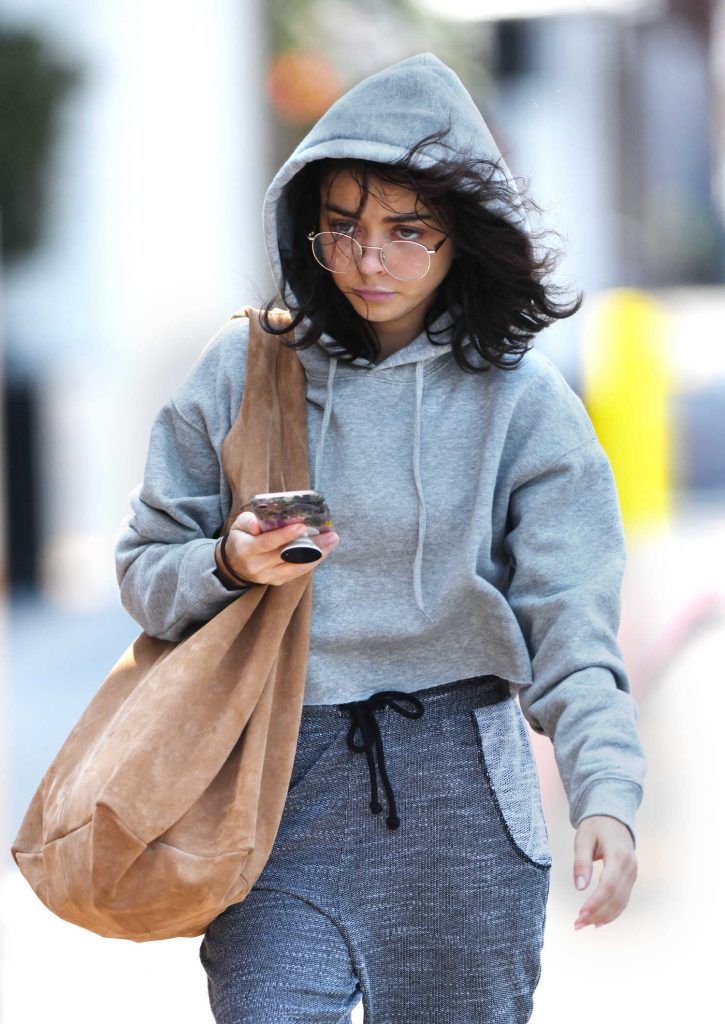 Sarah Hyland Was Spotted Out in LA-5