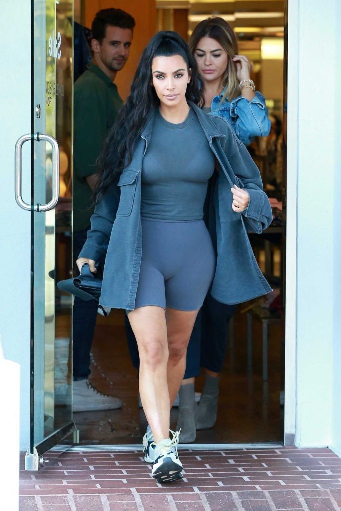 Kim Kardashian Goes Shopping in West Hollywood-1