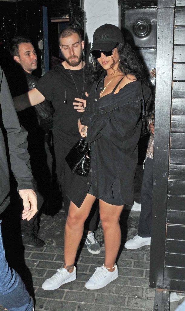 Rihanna Arrives at The Scotch of St James Night Club in Mayfair, London-5