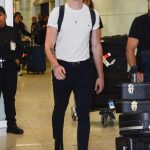 Shawn Mendes Arrives in Sao Paulo