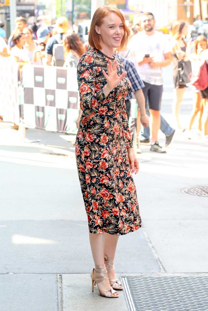 Jessica Keenan Wynn in a Floral Dress