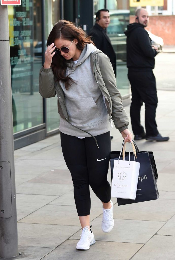 Vicky Pattison in a White Nike Trainers