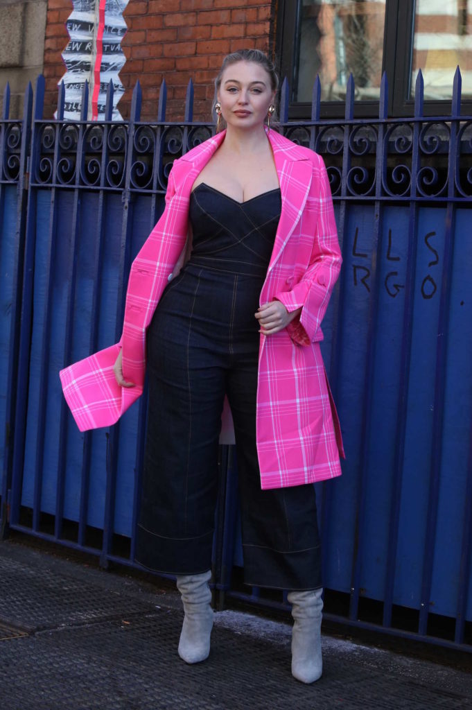 Iskra Lawrence in a Pink Plaid Trench Coat