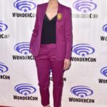 Jenna Elfman Attends the Fear the Walking Dead Panel During 2019 WonderCon in Anaheim