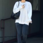 Olivia Munn in a Gray Sweatshirt Was Seen Out in Los Angeles