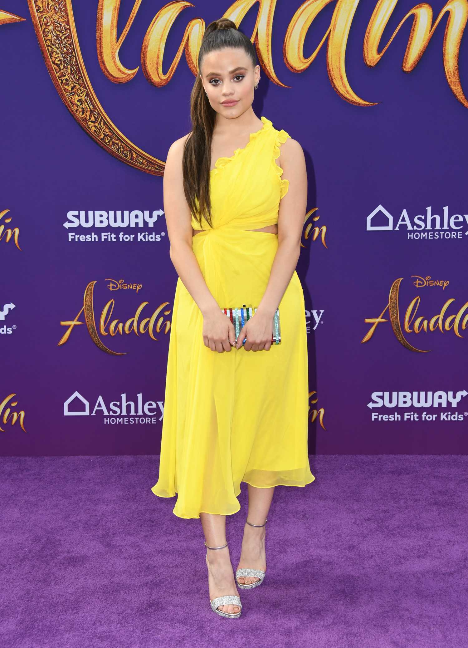 Sarah Jeffery Attends Disney’s Aladdin Premiere in Hollywood – Celeb Donut