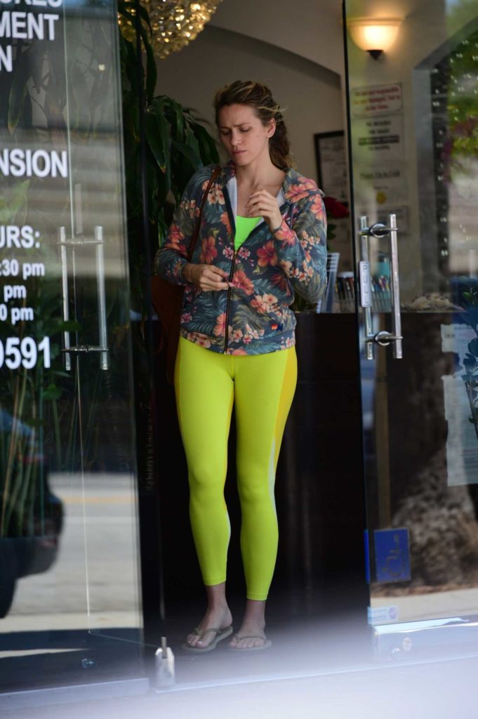 Shantel VanSanten in a Neon Green Leggings