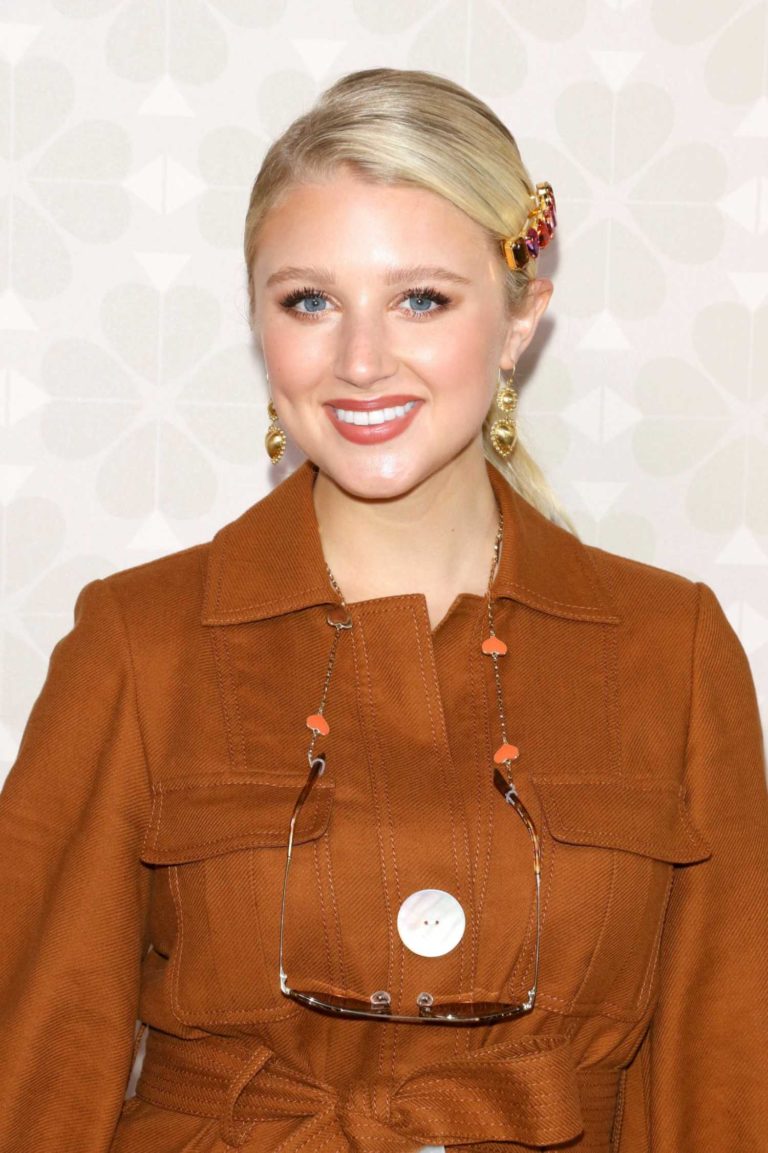 Julia Schlaepfer Attends the Kate Spade Fashion Show During NYFW in New