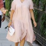 Mariska Hargitay in a Beige Dress on the Set of Law and Order: Special Victims Unit in New York