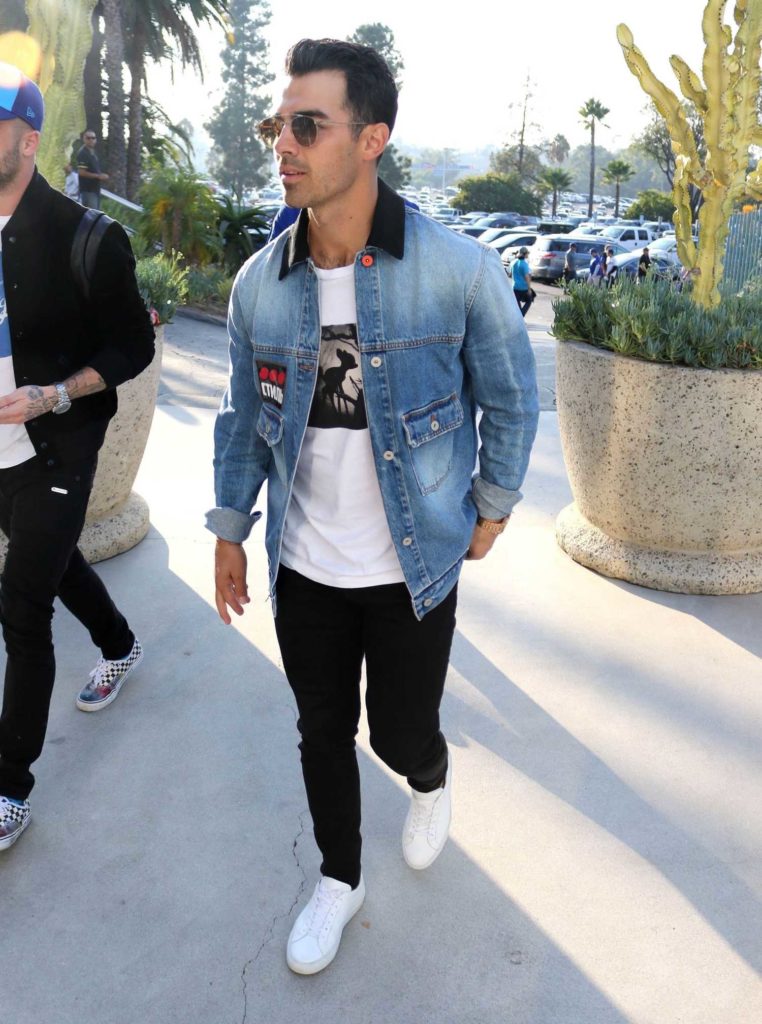 Joe Jonas in a White Sneakers