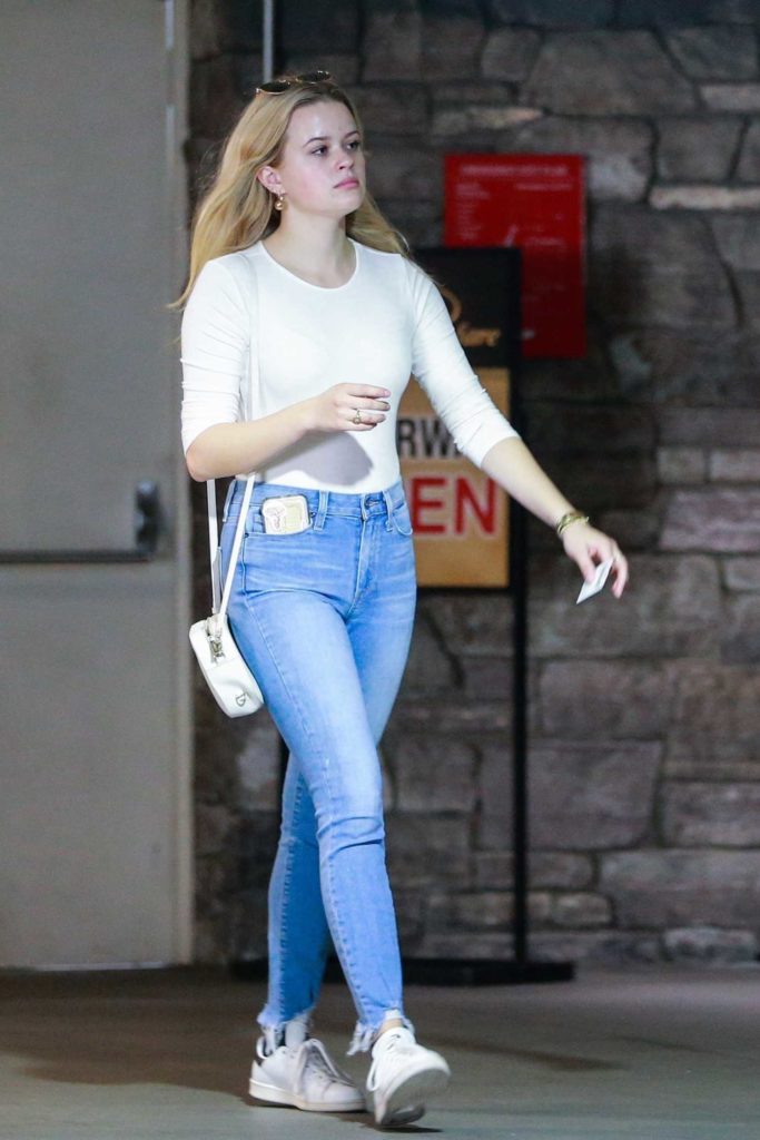 Ava Phillippe in a White Sneakers