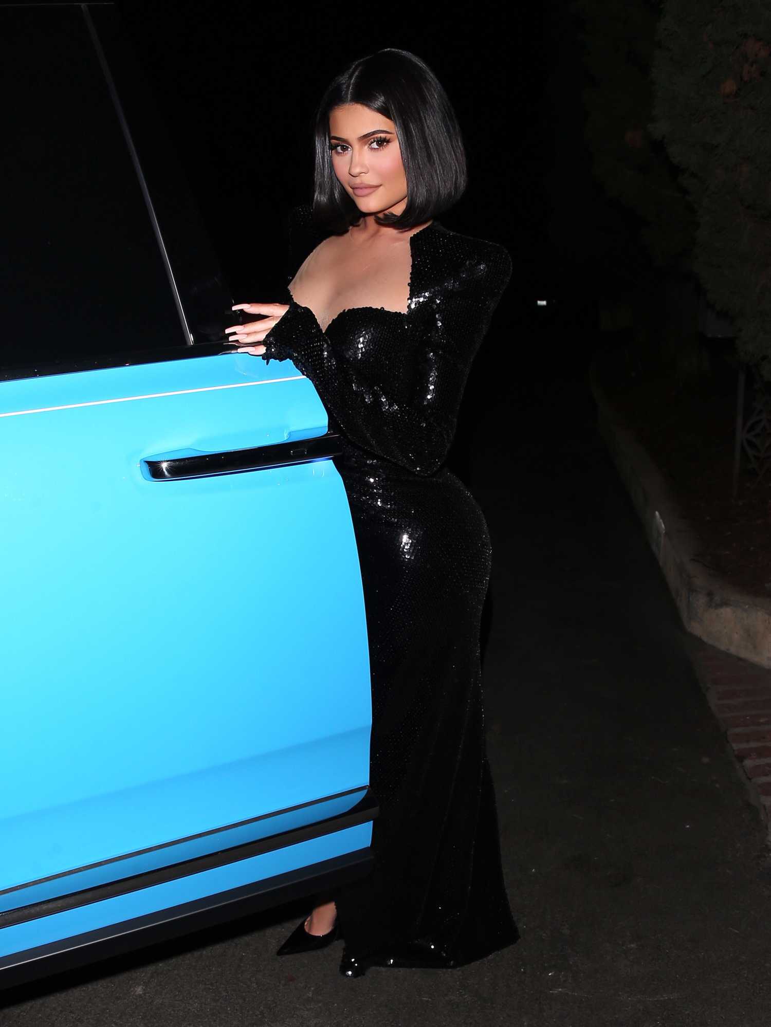 Kylie Jenner in a Black Dress Arrives at Music Mogul P.Diddy’s Private ...