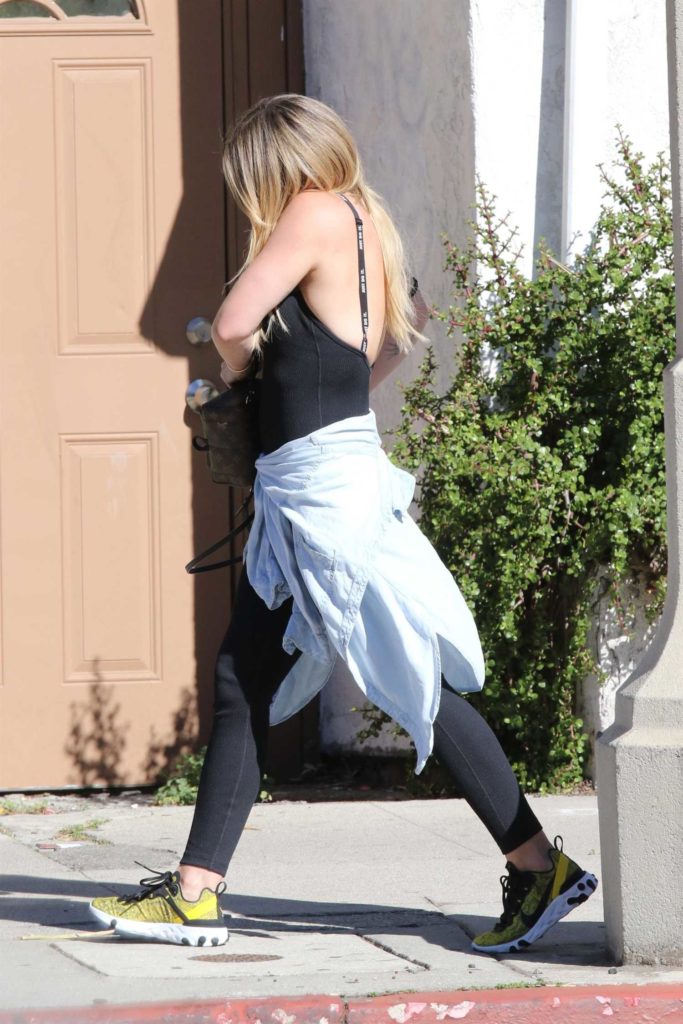 Hilary Duff in a Black Leggings